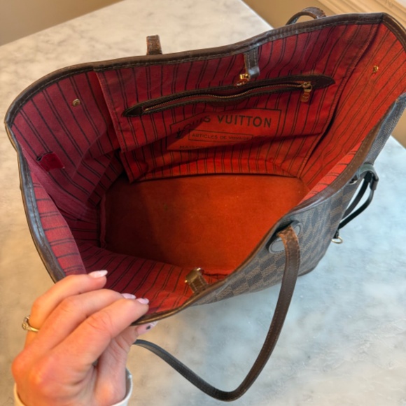 Louis Vuitton Neverfull PM Damier Ebene Brown Coated Canvas with Red Tote Bag - Picture 6 of 10